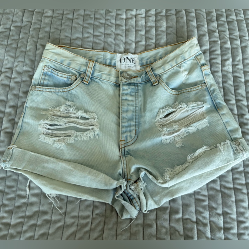 One by one teaspoon Hawks light blue jean shorts, size 26